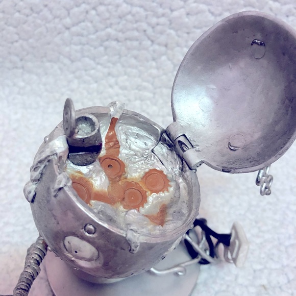 Tim Burton Robot Boy Vinyl Figure UNBOXED - Picture 3 of 3